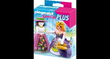 Prinses met paspop / Princesse avec mannequin