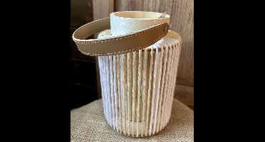 Windlicht Beige Vibes | Beige Wit | Woonaccessoire | Woonaccessoires | Interieur | Bloemen | Bloem | Paasdecoratie | Pasen | Paasdagen | Lente | Woonkamer | Huiskamer | Lente vibes | Vrolijk | Leuk