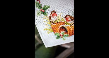 Vervaco - Perlaida loper kit - Kerst - Roodborstjes in de winter - PN-0147403 - Borduren - Borduurpakket - Borduurpakket volwassenen - Borduurpakket kind