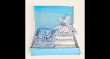 Kraamcadeau blauw met Happy Horse Donkey Dallas, spuugdoekje slofjes en pampers