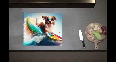 Inductieplaat Beschermer - Bruin met Witte Hond met Zonnebril op Surfplank - 60x51 cm - 2 mm Dik - Inductie Beschermer - Bescherming Inductiekookplaat - Kookplaat Beschermer van Wit Vinyl