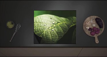 Inductieplaat Beschermer - Waterdruppels op Nerven van Groen Blad - 60x52 cm - 2 mm Dik - Inductie Beschermer met zwarte kern