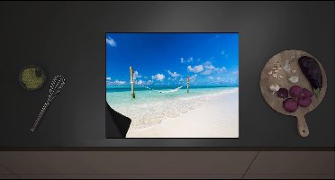 Inductieplaat Beschermer - Hangmat boven Aankomende Golven op Wit Tropisch Strand - 60x52 cm - 2 mm Dik - Inductie Beschermer met zwarte kern
