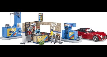 Tankstation en car wash van Bruder