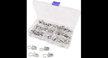 Grijze metalen clips voor gordijnen en decoratie met opbergkist