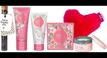Maja Cadeauset Rose Love Liefde & Thee - Maja Love Rose Soap 100g - Maja Love Rose Shower Gel 200ml - Maja Love Rose Hand Cream 80ml - Kersepittje Klein Hartje Rood