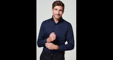 Michaelis Uni navy katoenen overhemd-boordmaat: 45 Pasvorm:Getailleerd Michaelis Overhemden