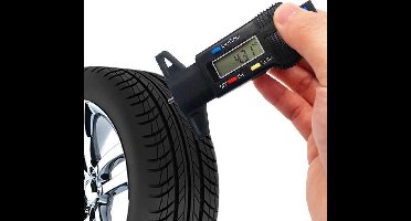 New Age Devi - Ontdek de Nieuwe Generatie: Dig-it-ale Ban-den-pro-fiel-me-ter in het Zwart