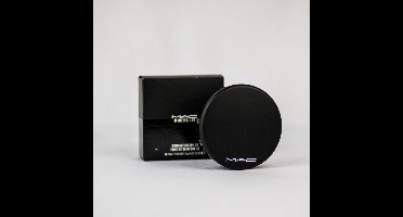 MAC Mineralize Foundation SPF 15 NC 40 - oude formule