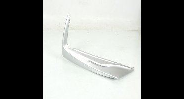 Flanc gauche tablier AV pour scooter Piaggio 150 Medley Basic Eu4 1B003746 Neuf