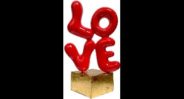 Rood LOVE-beeld met gouden sokkel – Niloc Pagen | Arteaux.nl