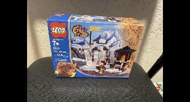 LEGO Adventurers Orient Expedition Yeti's Hideout Set 7412