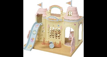 Sylvanian Families  5316 baby creche kasteel- piano- glijbaan- schommel- tafel