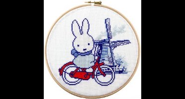 Pako Borduurpakket - telpatroon met codekaart - Nijntje Holland op de fiets , Dick Bruna - 276.040 - voorgesorteerd garen - Aida - 20 cm Rond - DIY kit