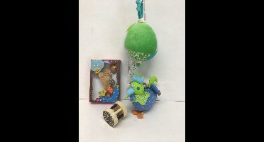 muziekdoos bal / koningshaantje merk Dushi / speenhouder dolfijn / baby rammelaar / kraam cadeau kraampakket