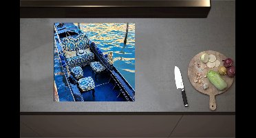 Inductieplaat Beschermer - Blauwe Gondel met Gouden Details op de Wateren van Venetië - 57x55 cm - 2 mm Dik - Inductie Beschermer - Bescherming Inductiekookplaat - Kookplaat Beschermer van Zwart Vinyl