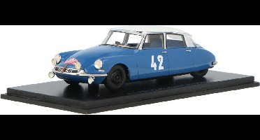 Citroën DS19 #42 Montecarlo Rally 1963