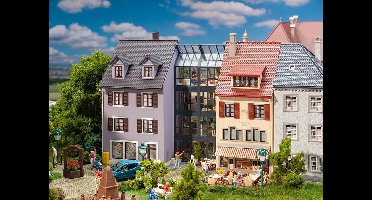 Faller - Row of small-town houses - FA130707 - modelbouwsets, hobbybouwspeelgoed voor kinderen, modelverf en accessoires