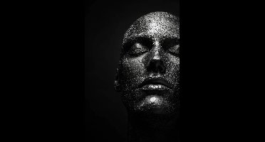 Zwart Gezicht Poster - Portret - Modern - Mysterieus - Futuristisch - Zwart Wit - Meditatie - posters - formaat 50x70cm - Wanddecoratie - S5399KMD