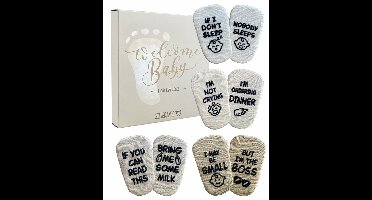 SilverandCoco® Baby Sokjes met Tekst | Geboorte Geschenkset Sokken Katoen | Kraamcadeaus pakket Cadeau Gift Set | Shower Cadeaut Geschenk | Zwangerschap Katoenen Kleding | Gender Reveal Zwanger - Unisex Neutraal Jongen Meisje Boy Girl Roze Blauw