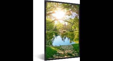 PosterMonkey - Poster - Fotolijst - Zon - Gras - Natuur - Park - Boom - Frame poster - 60x90 cm - Poster bomen - Poster kader - Foto lijst - Poster natuur