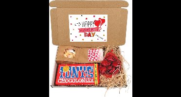 Valentijn brievenbus cadeau - Happy Valentine's day - cadeaupakketje met: Tony chocolonely - chocolade hartjes - snoephartjes