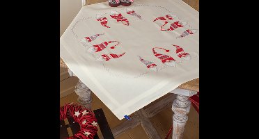 Vervaco - Tafelkleed kit - Kerst - Kerstkaboutertjes - PN-0155211 - Borduren - Borduurpakket - Borduurpakket volwassenen - Borduurpakket kind