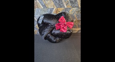 Eviva Home Deco Sierkussen 'Everheart Bowtie' - Black Beauty - Zwart - Strikvorm - Luxe Design - Oneindigheid