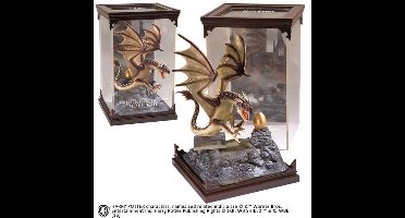 Harry Potter - Magical Creatures - Hungarian Horntail ( no.4 )