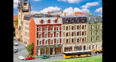 Faller - 2 Renovated town houses with shops - FA232389 - modelbouwsets, hobbybouwspeelgoed voor kinderen, modelverf en accessoires