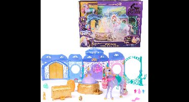 Unicorn Academy - Stal Speelset - met fontein, Wildstar, licht en geluid - 24 accessoires - Poppen en eenhoornspeelgoed