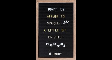 Gadgy Letterbord Zwart Vilt - Houten lijst 30x45cm - Inclusief 570 Kleuren Letters en 100 Icoontjes - Wanddecoratie Woonkamer - Leuk Cadeau - Verjaardagscadeau