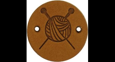 Durable Leren Label met Bolletje Wol en Breinaalden – 2 cm – Set van 2 Stuks