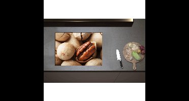 Inductieplaat Beschermer - Close-up van Dichte en Open Pecannootjes - 70x50 cm - 2 mm Dik - Inductie Beschermer - Bescherming Inductiekookplaat - Kookplaat Beschermer van Zwart Vinyl