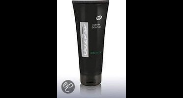 Amando Douche Identity