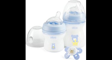 Chicco Geboortesetje Natural Feeling - 2 zuigflessen + Fopspeen blauw