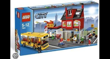 LEGO City De Straathoek - 7641