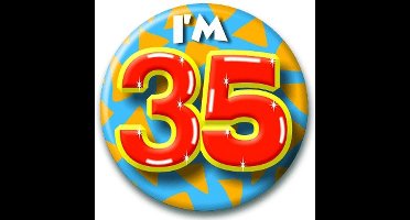 Verjaardags button I am 35