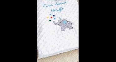 Witte babydeken met een olifant en een geborduurde toewijding/White baby blanket with an elephant and a dedication embroidered 95 x 120 cm