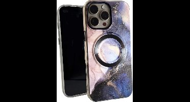 HEM Artistic Black-Purple Hoesje geschikt voor iPhone 16 Plus - Hoesje Magsafe Compatibel - Shockproof Backcover