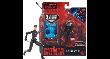 DC Comics Selina Kyle Actie Speelfiguur inclusief met 3 accessoires - 3+