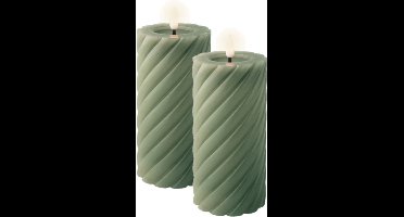 Lumineo Luxe LED kaarsen/stompkaarsen - 2x - groen - D7,5 x H17 cm - timer