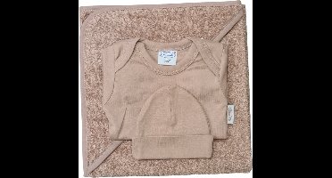 Funnies- baby cadeau set- Kraamcadeau - Badcape - Baby romper – baby muts - Geboortecadeau - Baby cadeau - oudroze -pinkstone