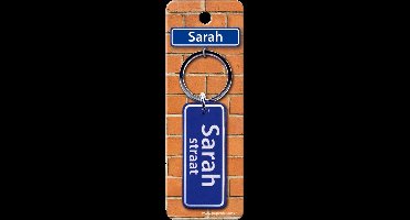 Paper Dreams Sleutelhanger Straatnaam Sarah 9 Cm Staal Blauw