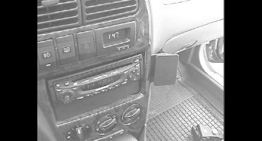Brodit ProClip houder geschikt voor Kia Sephia II / Shuma II 2001-2006 Angled mount