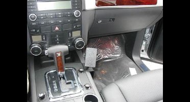 Brodit ProClip houder geschikt voor Volkswagen Touareg 2003-2009 Console mount