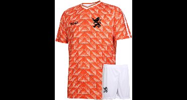 EK 88 Voetbaltenue Eigen Naam - Nederlands Elftal - Oranje Shirt - Voetbal Tenue Kinderen - Shirt en Broekje - Jongens en Meisjes - Volwassenen - Heren en Dames - Maat 116