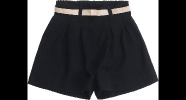 Leuk shortje met riem