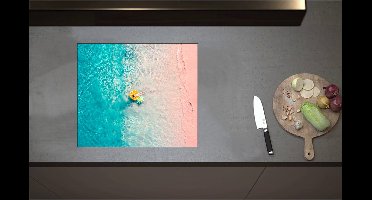Inductieplaat Beschermer - Bovenaanzicht van Vrouw Liggend op Floatie in Heldere Oceaan - 58x50 cm - 2 mm Dik - Inductie Beschermer - Bescherming Inductiekookplaat - Kookplaat Beschermer van Wit Vinyl