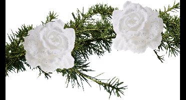 Kerstboom bloemen op clip - 2x stuks - wit besneeuwd -kunststof -10 cm